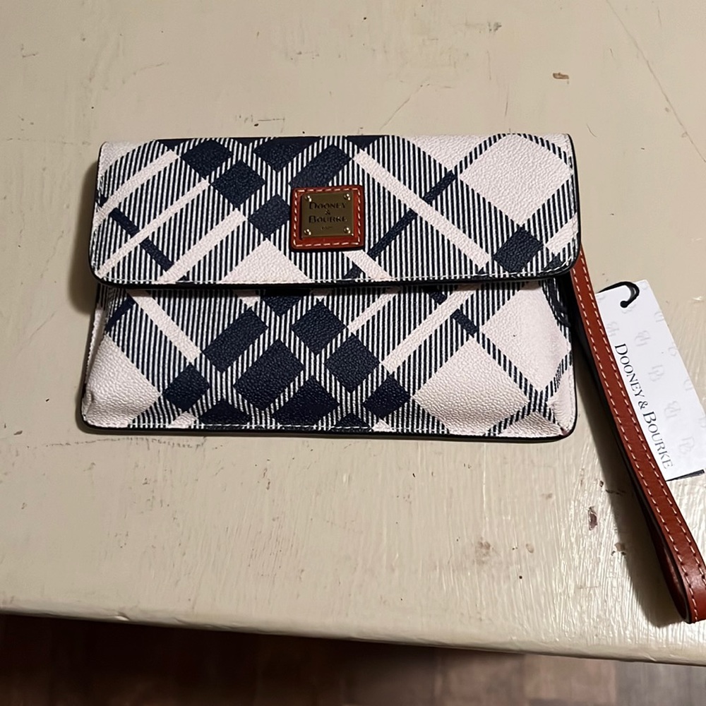 Dooney Bourke wallet. NWT